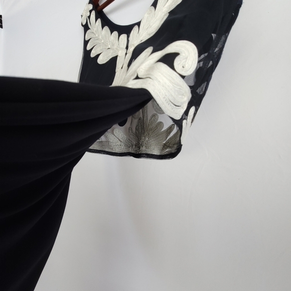 NWT FRANK LYMAN EMBROYDERED MAXI  BACK ZIP SLEEVELESS LINED US6 NAVY IVORY GOWN - Picture 10 of 10